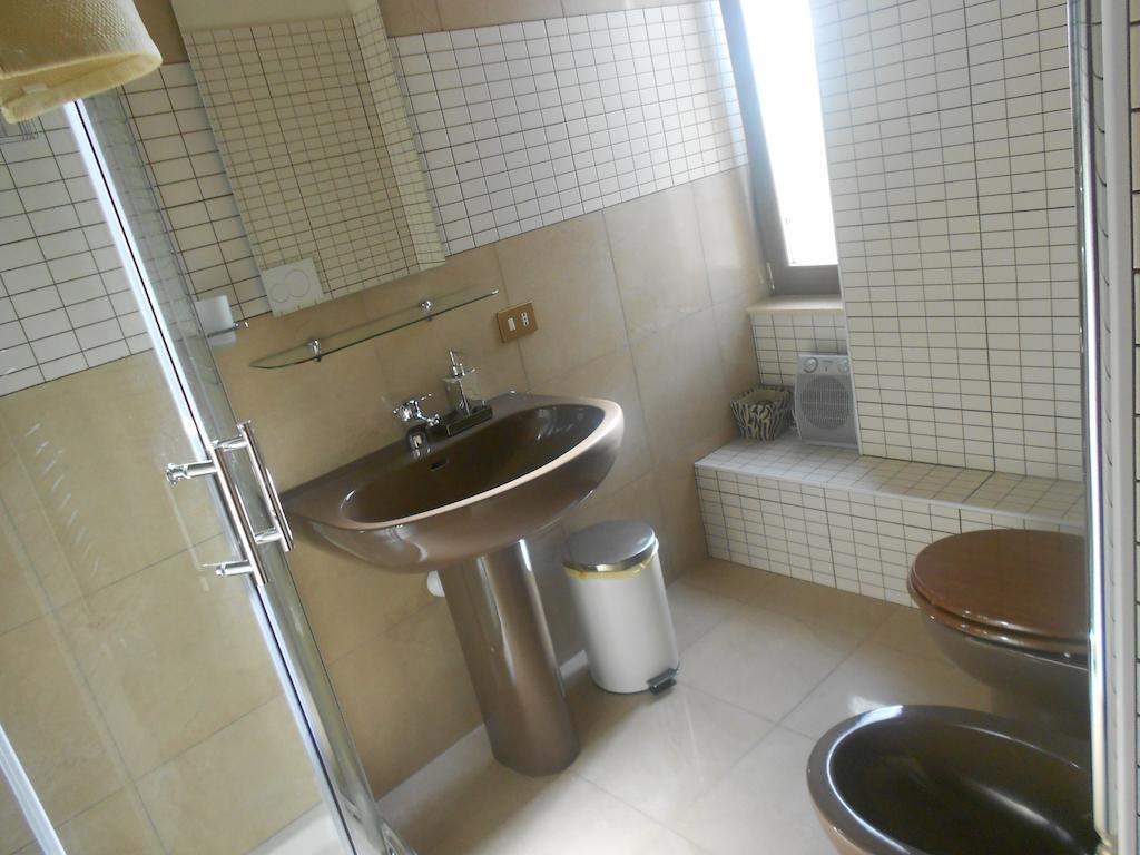I Vigneti Bed & Breakfast Salionze Habitación foto